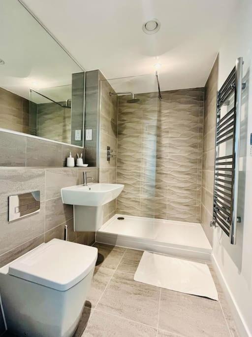 Stunning One Bedroom Apartment In Old Trafford Μάντσεστερ Εξωτερικό φωτογραφία